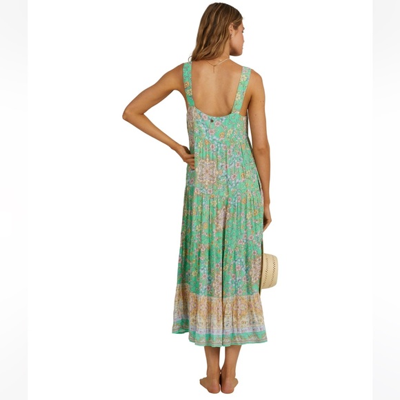 Billabong 𑁍 Boho Floral Tiered Dress - Picture 10 of 12
